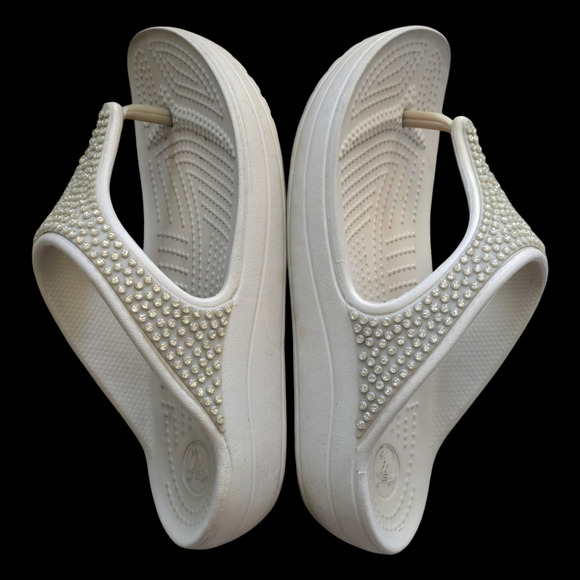 Crocs Women’s Sloane Thong Wedge Sandle Rhinestone, Size 6 - Picture 3 of 6